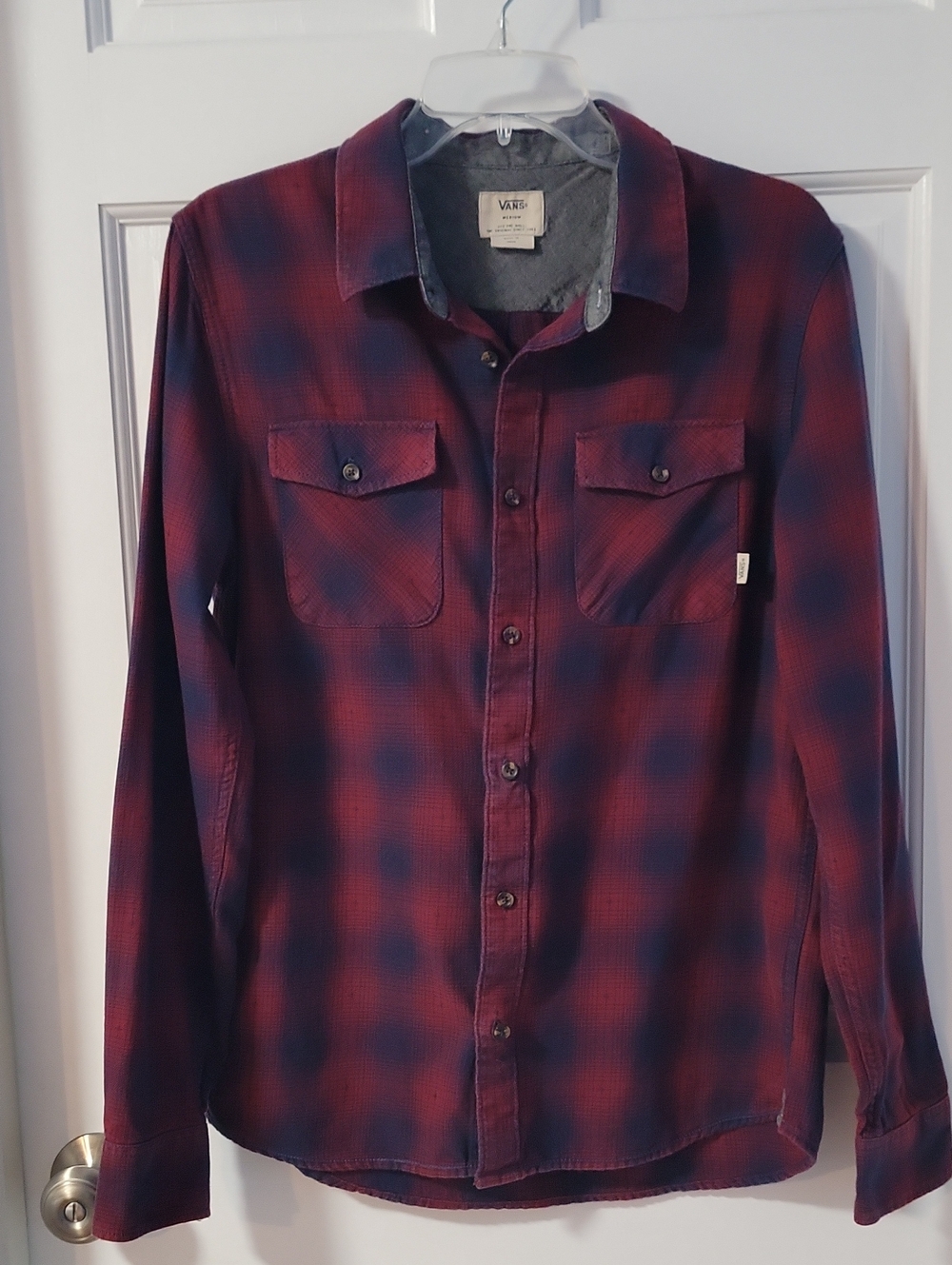 Vans Men's Red Plaid Cottob Flannel Button-Up Shirt Size M